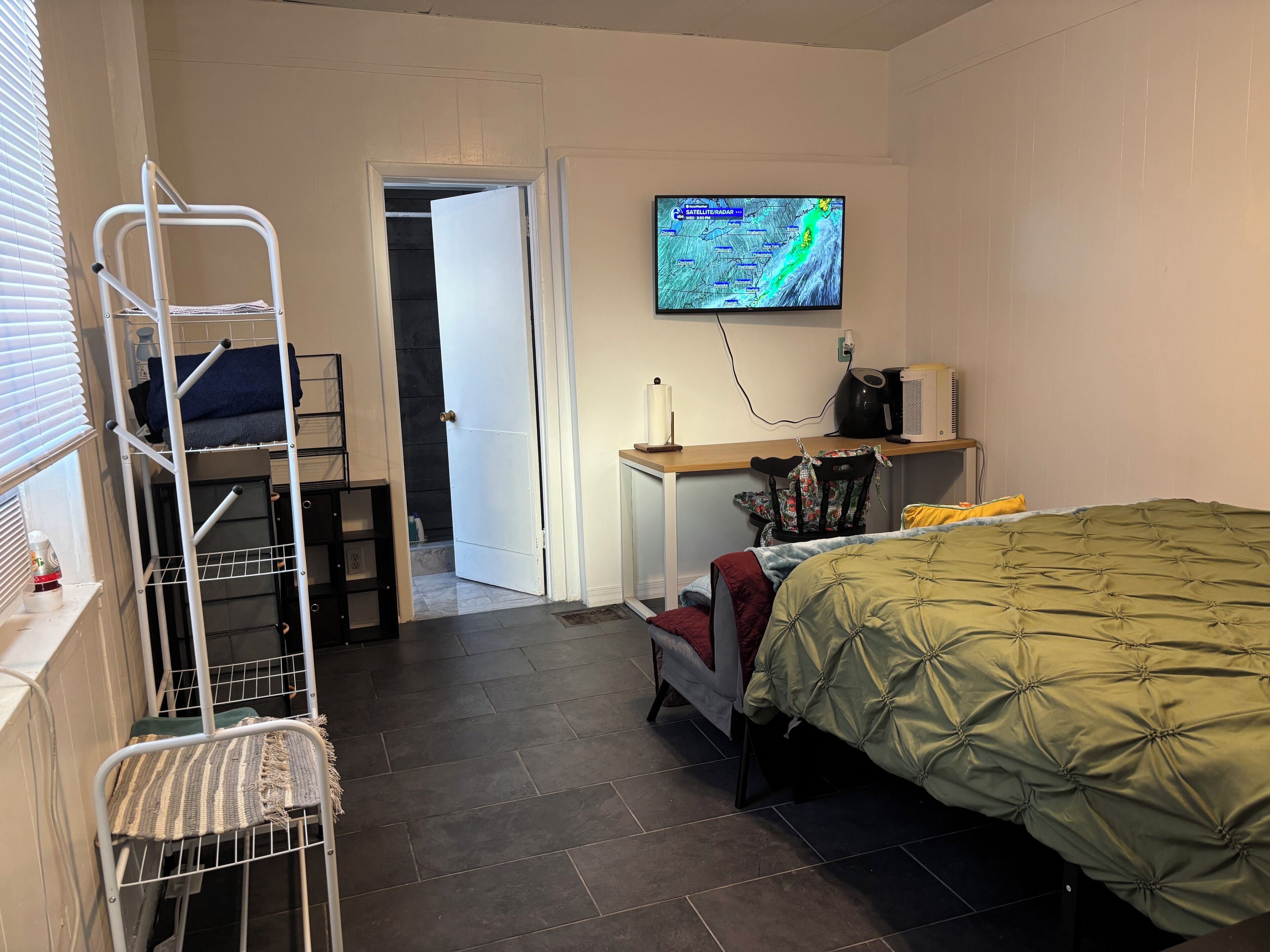 1 habitación, wifi y ropa de cama 