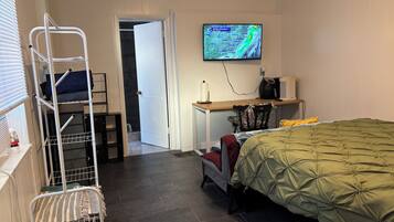 1 habitación, wifi y ropa de cama