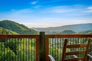 Property grounds - NEW 8BR| Sleep 30+|Views|Pool|Cinema|Pvt decks+ensuite baths|A+Location|Pets Ok (Sevierville)