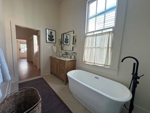Bathroom - The Royal Hideaway- Designer 2BR/2BA, Private Yard (New Orleans)