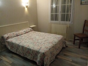 3 Schlafzimmer, Bügeleisen/Bügelbrett, Rollstuhlgeeignet