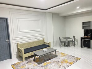 Executive Room | Living area