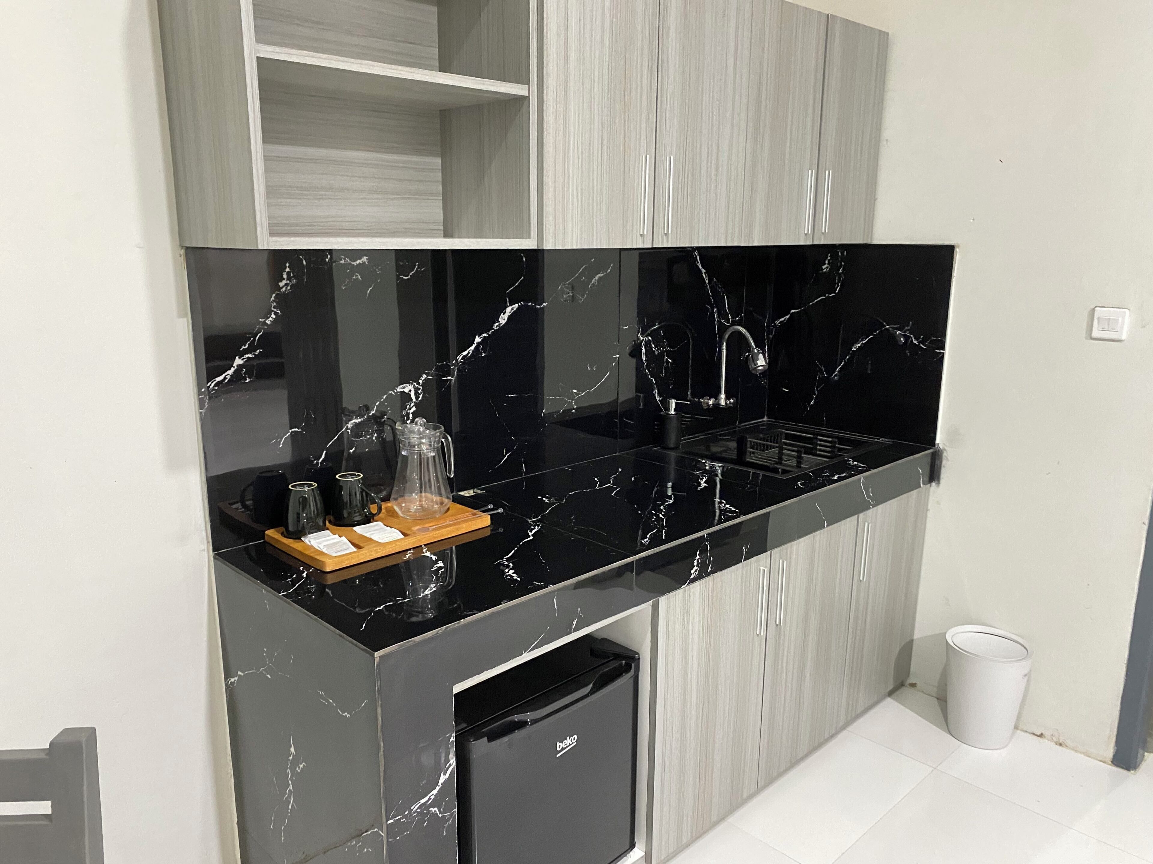 Executive Room | Private kitchen | Dishwasher