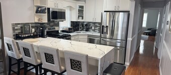  Spacious 3BR 2BA Apt Near JFK