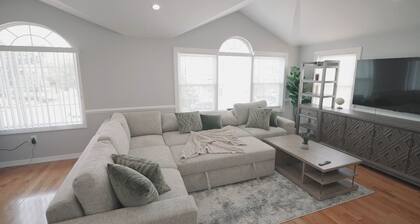 Spacious 3BR 2BA Apt Near JFK