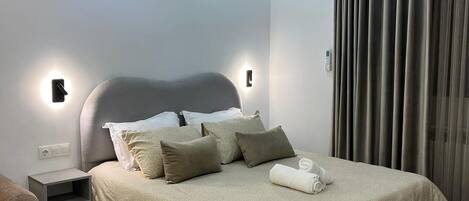 Fer et planche à repasser, Wi-Fi, draps fournis