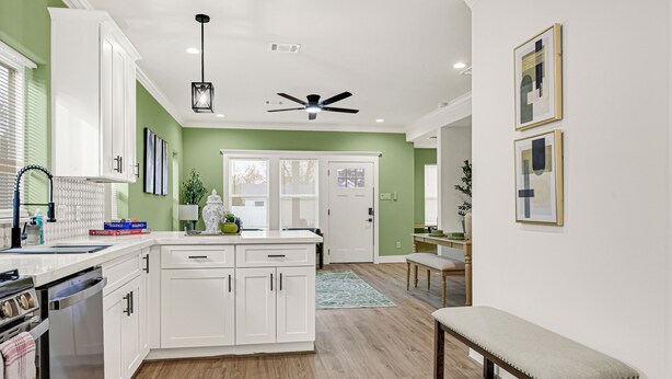 Private kitchen - Stylish Home by Medical Center and Downtown! (Houston)