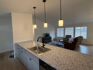 Interior - Charming 3-bedroom house in McMinnville close to downtown. (McMinnville)
