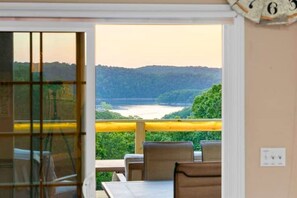 Interior - Stillwater Lodge: Private Pool and Play Resort (Omaha)