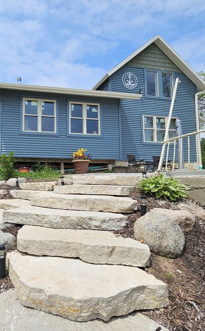 Beautiful Lake Frontage house, handicap friendly, on Long Lake, Dundee Wisconsin