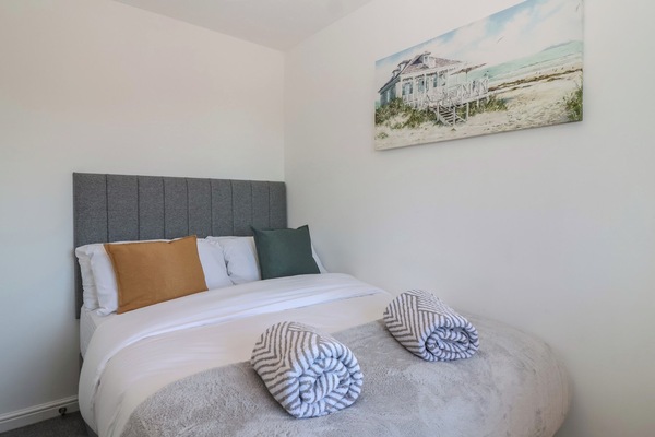 3 bedrooms, individually decorated, individually furnished, free WiFi