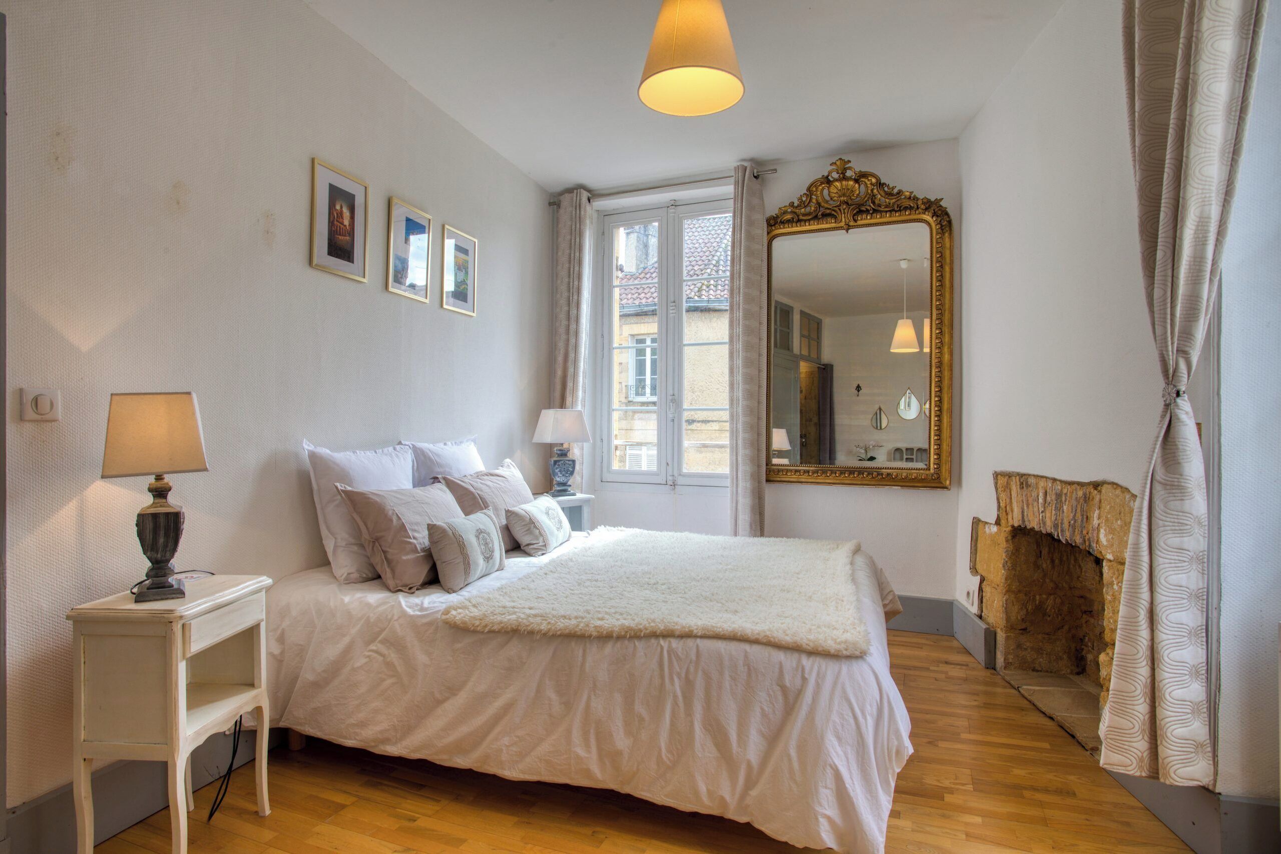 5 chambres, lit parapluie, Wi-Fi gratuit, draps fournis