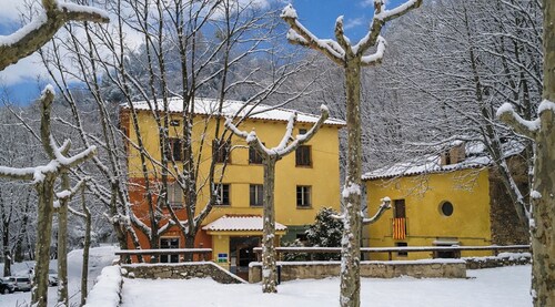 Alberg Roques Blanques