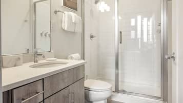 Studio (0 Bedroom) | Badkamer | Gratis toiletartikelen, een haardroger, handdoeken, zeep