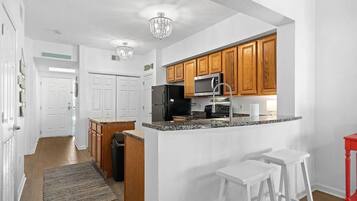 Microwave, oven, stovetop, dishwasher