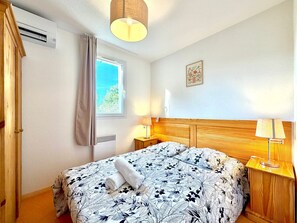 2 habitaciones, acceso a internet y ropa de cama