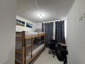 4 bedrooms, WiFi, bed sheets - Central Apartment in the beutiful City. (Zapatoca)