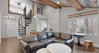 Five-Bed Luxury Chalet within Stratton Mountain Resort