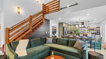 Smart TV, fireplace, video games, table tennis