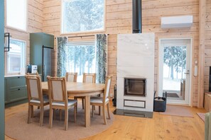 Hus Superior - 3 sovrum - sjöutsikt - vid sjön | Gratis wi-fi