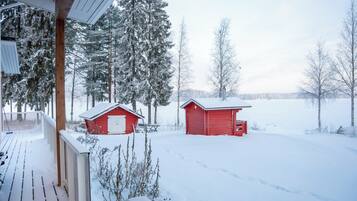 Superior-talo, 3 makuuhuonetta, järvinäköala, järven rannalla | Ulkoalueet