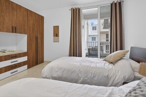 2 habitaciones, tabla de planchar con plancha y wifi gratis 