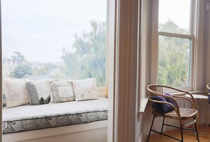 Interior - Spacious 3BR/2.5BA Glen Park home with patio (San Francisco)