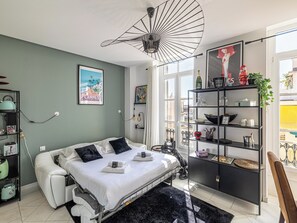Iron/ironing board, WiFi, bed sheets - Small cocoon for two at 5 minutes from Croisette (Cannes)