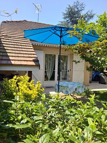 "Le Pesquit" grand studio de 36m2 tout équipé, de plein pied : terrasse privée.