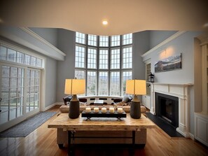 Interior - Luxury Mountain Dream Escape Hot Tub/Game Room (Sandgate)