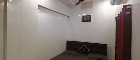 Coffres-forts dans les chambres, rideaux occultants