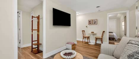Smart TV, offices