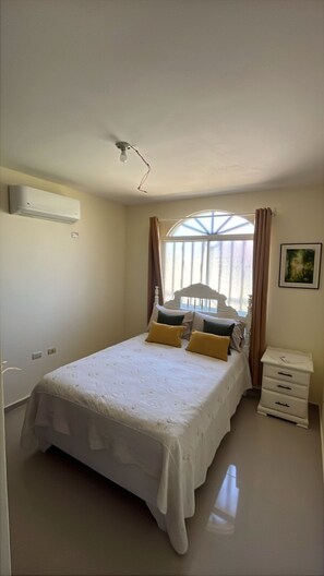 2 bedrooms, iron/ironing board, WiFi - Gateway to the Caribbean: Perfect Getaway in Puerto Plata (Puerto Plata)
