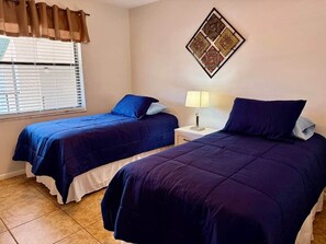 2 bedrooms, iron/ironing board, free WiFi, bed sheets