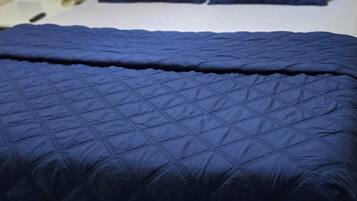 3 slaapkamers, een strijkplank/strijkijzer, wifi, beddengoed