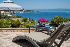 Property grounds - Villa Avgerini Paxos III: Breathtaking sea views, private terrace & amazing pool (Gaios)