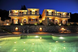 Outdoor pool - Villa Avgerini Paxos III: Breathtaking sea views, private terrace & amazing pool (Gaios)