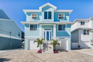 House, Multiple Beds (Beach Nuts) | Exterior - Beach Nuts (Fort Myers Beach)