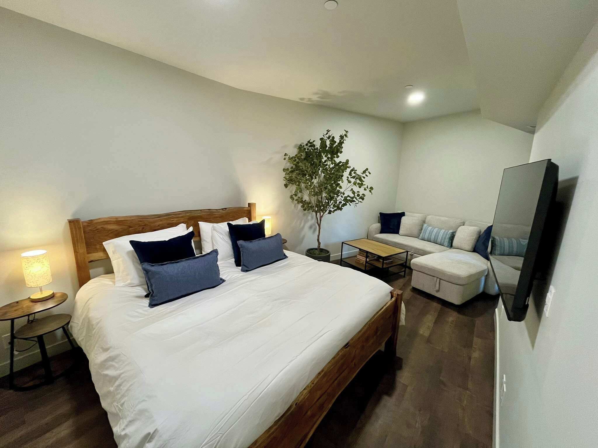 2 多间卧室、熨斗/熨衣板、旅行婴儿床、WiFi