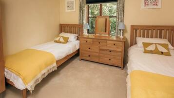 2 bedrooms, free WiFi, bed sheets