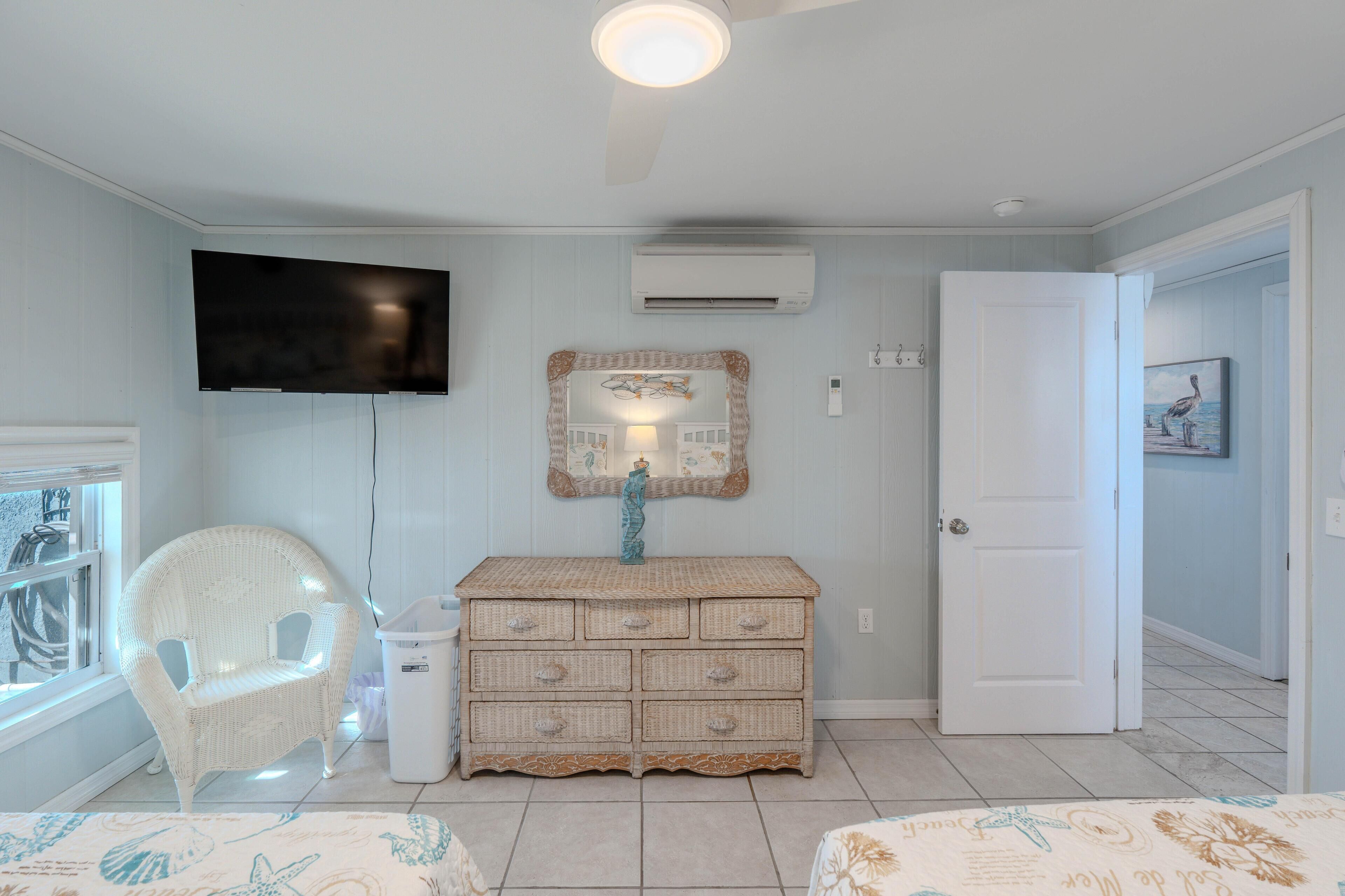 House, Multiple Beds (Blue Pearl Manor Lower) | 2 bedrooms