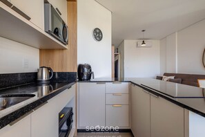 Basic Apartment | Private kitchen - Apt w/ Balcony and BBQ 250 m From the sea Rmp0102 (Bombinhas)