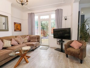 Cottage | Living area - Thomas Lane (Liverpool)