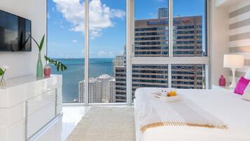 2 bedrooms, iron/ironing board, travel cot, WiFi