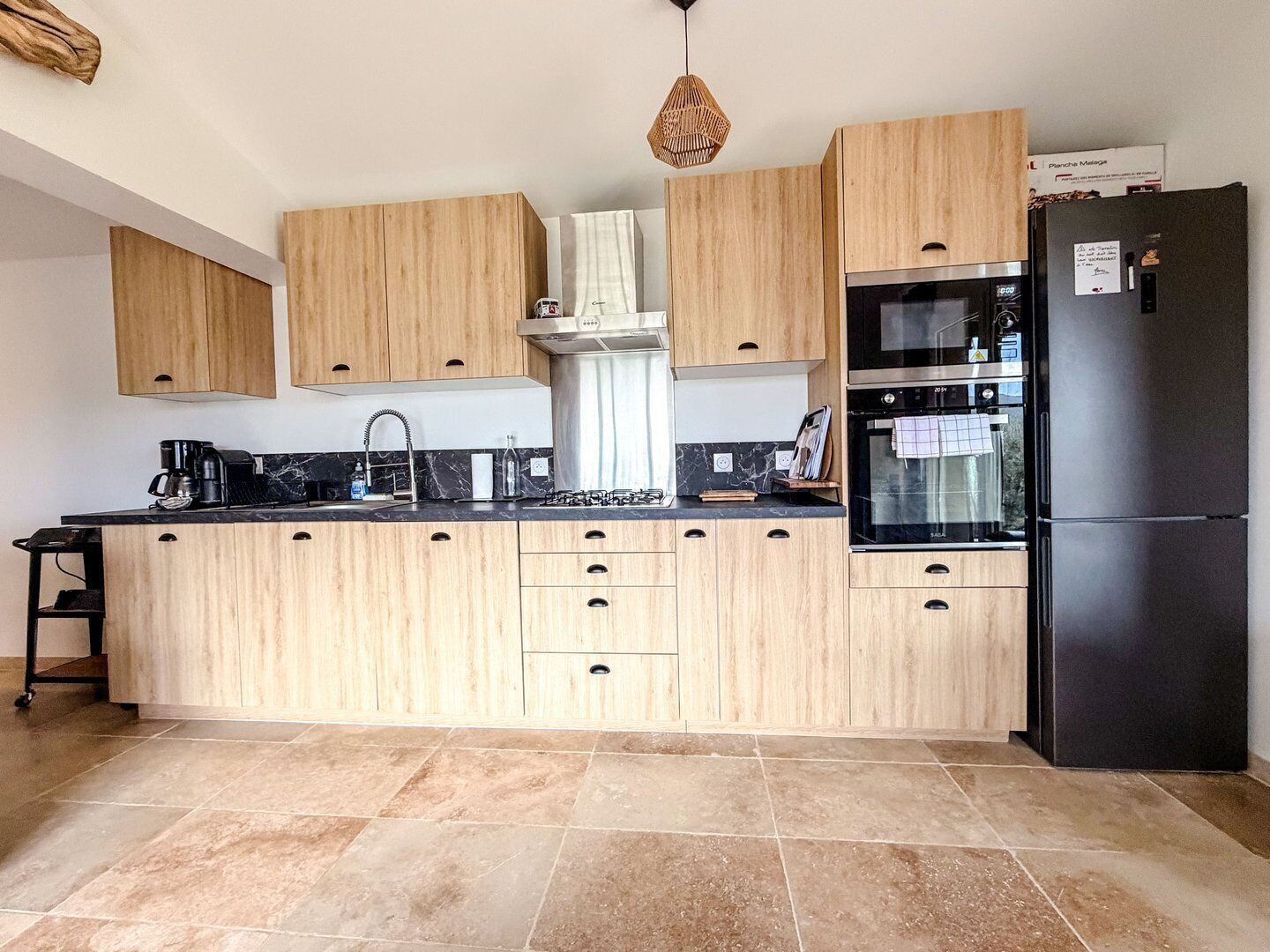 冰箱、微波炉、烤箱、洗碗机