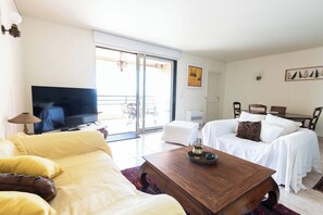 Living area - "U Gozzi" (Ajaccio)