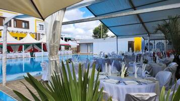 ์ผ์ธ ์ฐํ ๊ณต๊ฐ