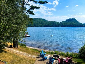 Property grounds - Family-Ready Waterfront, Beach, Canoes Kayaks, Dog OK (Algonquin Highlands)