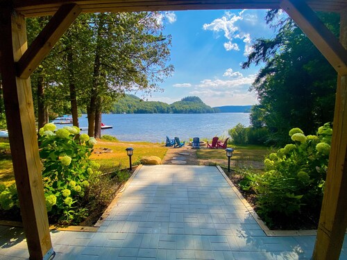 Family-Ready Waterfront, Beach, Canoes Kayaks, Dog OK