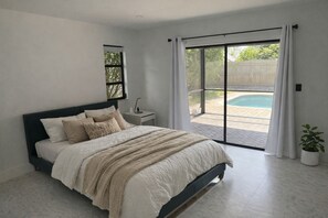3 habitaciones, escritorio, tabla de planchar con plancha y wifi gratis 
